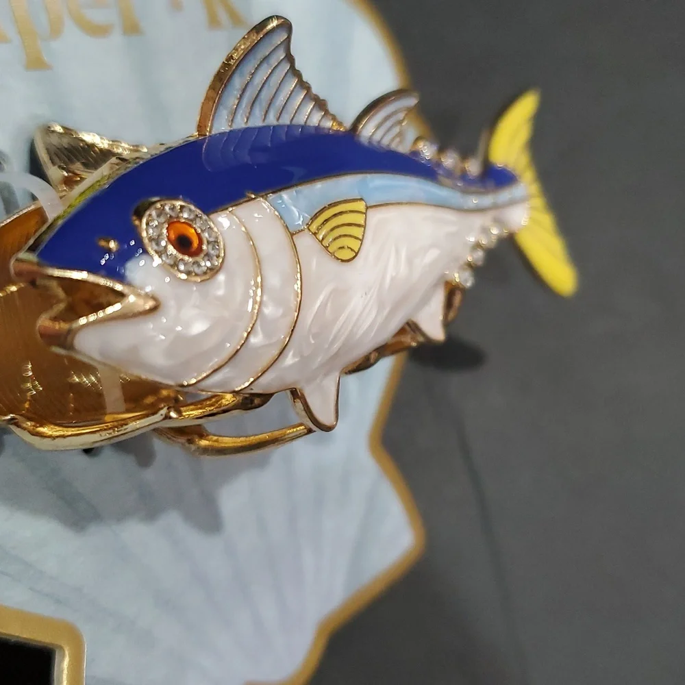yellowfin tuna fish blue white striped hair claw‎ clip brand new